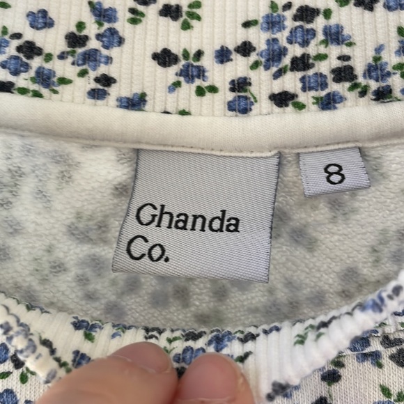 💙GHANDA CO. blue and white floral pullover “Maggie” - Picture 8 of 15